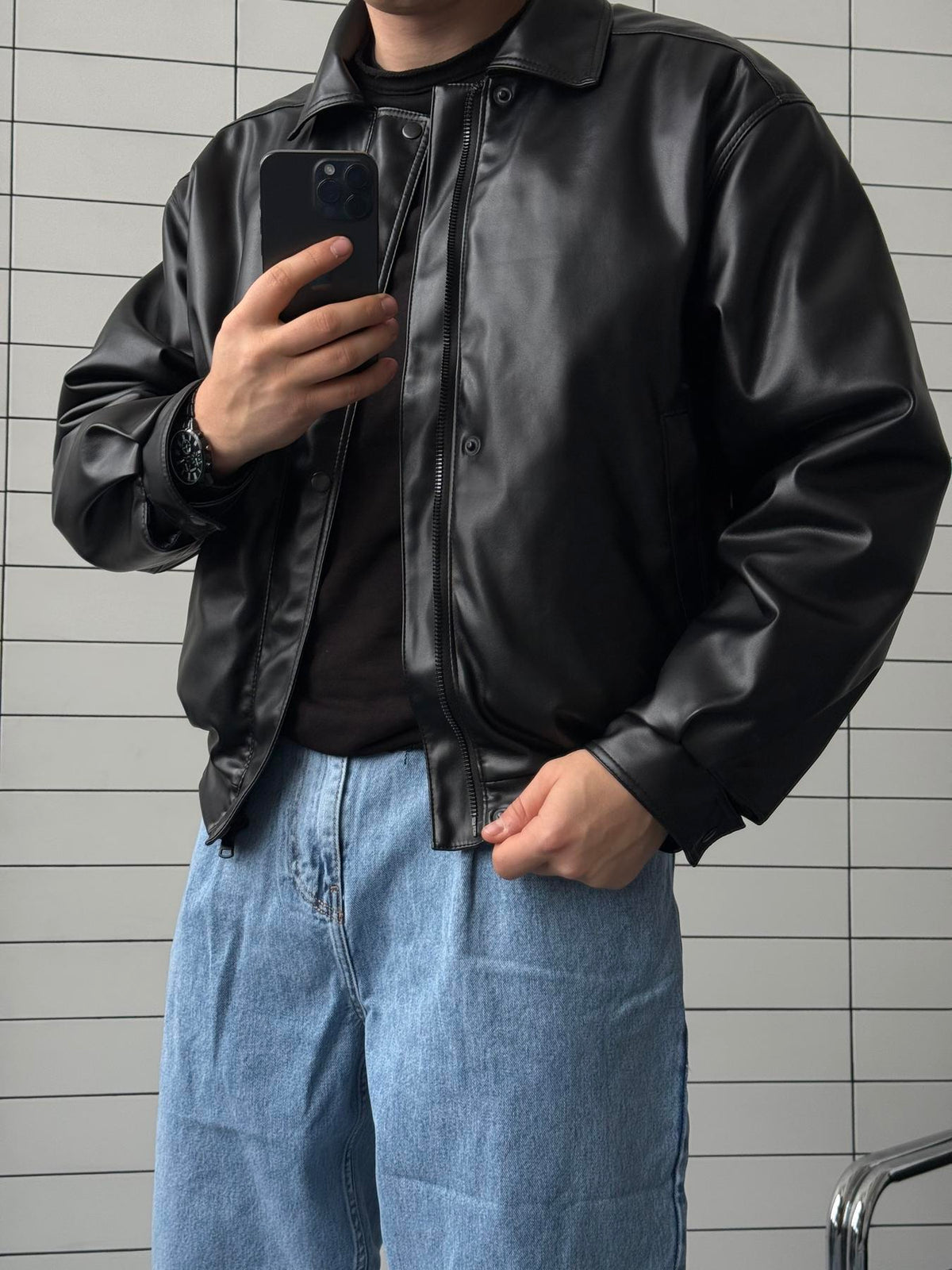 Шкіряний бомбер Custom у чорному кольорі